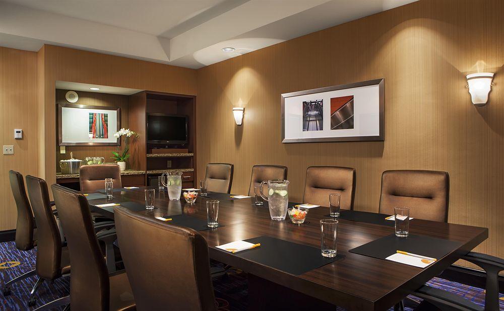 Courtyard By Marriott Orlando Downtown Hotel Екстериор снимка