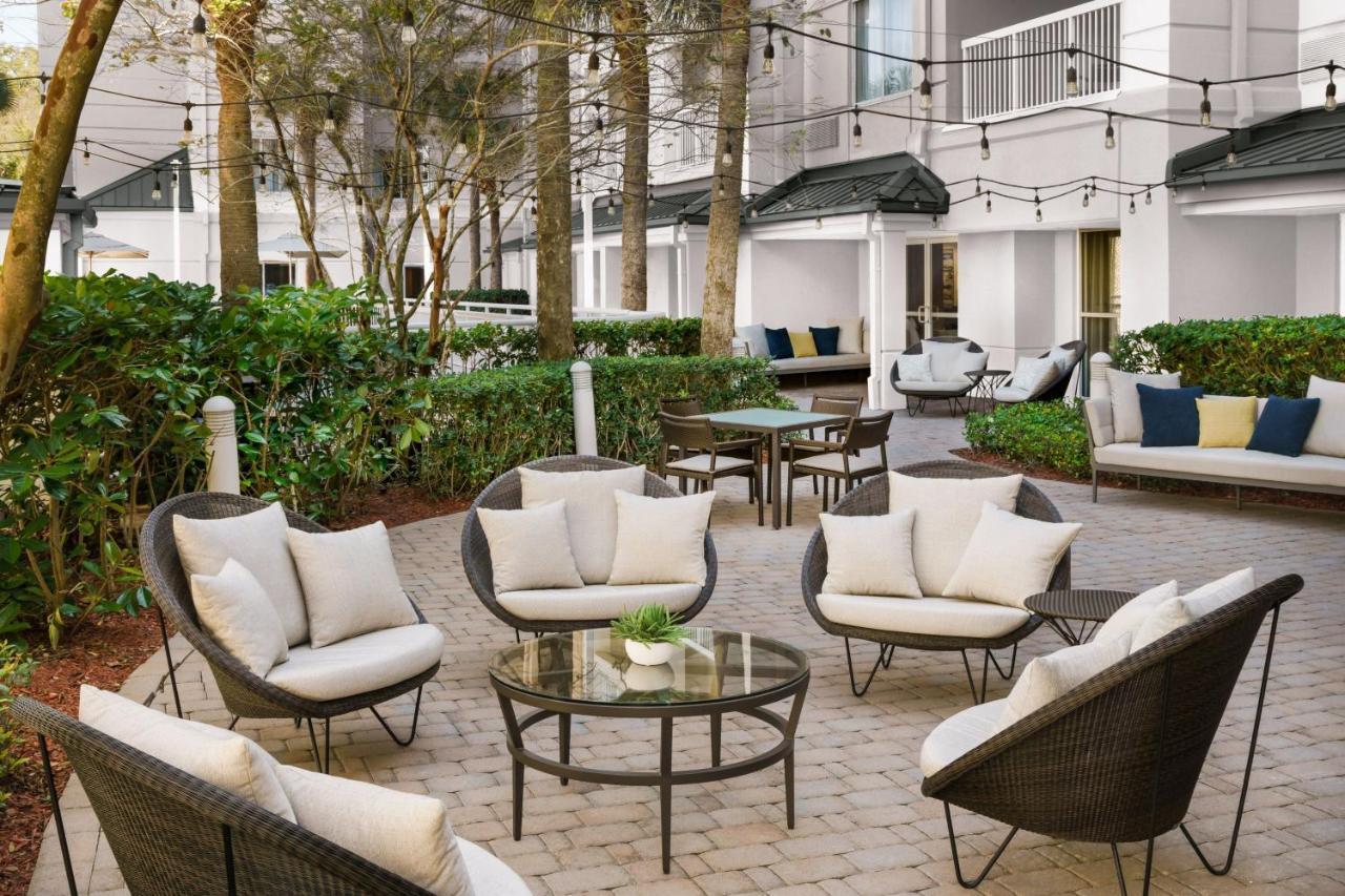 Courtyard By Marriott Orlando Downtown Hotel Екстериор снимка